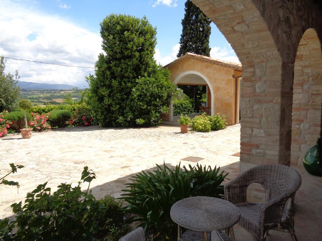 Agriturismo La Torraccia Todi Exterior photo